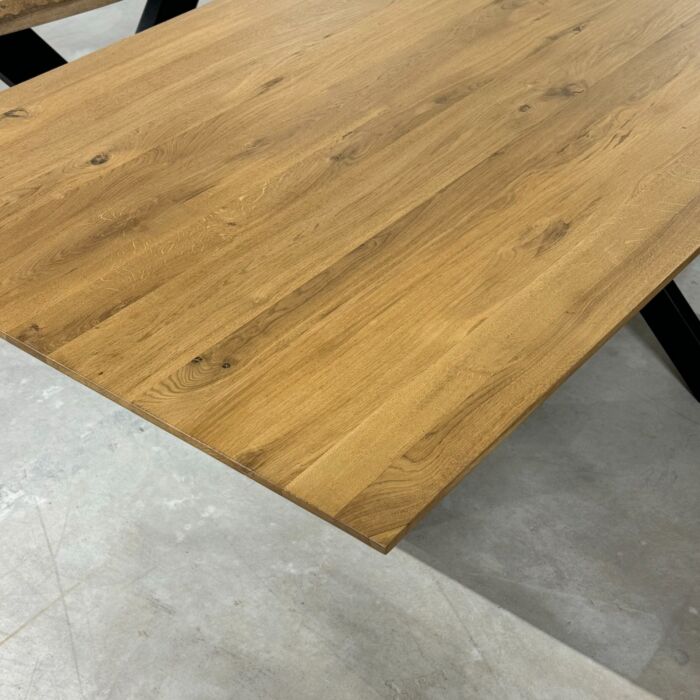 Eiken Tafel Spinpoot Zwart